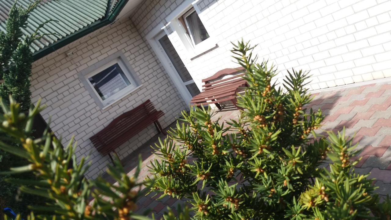 Guest House Uyutnyy Brest Exterior photo